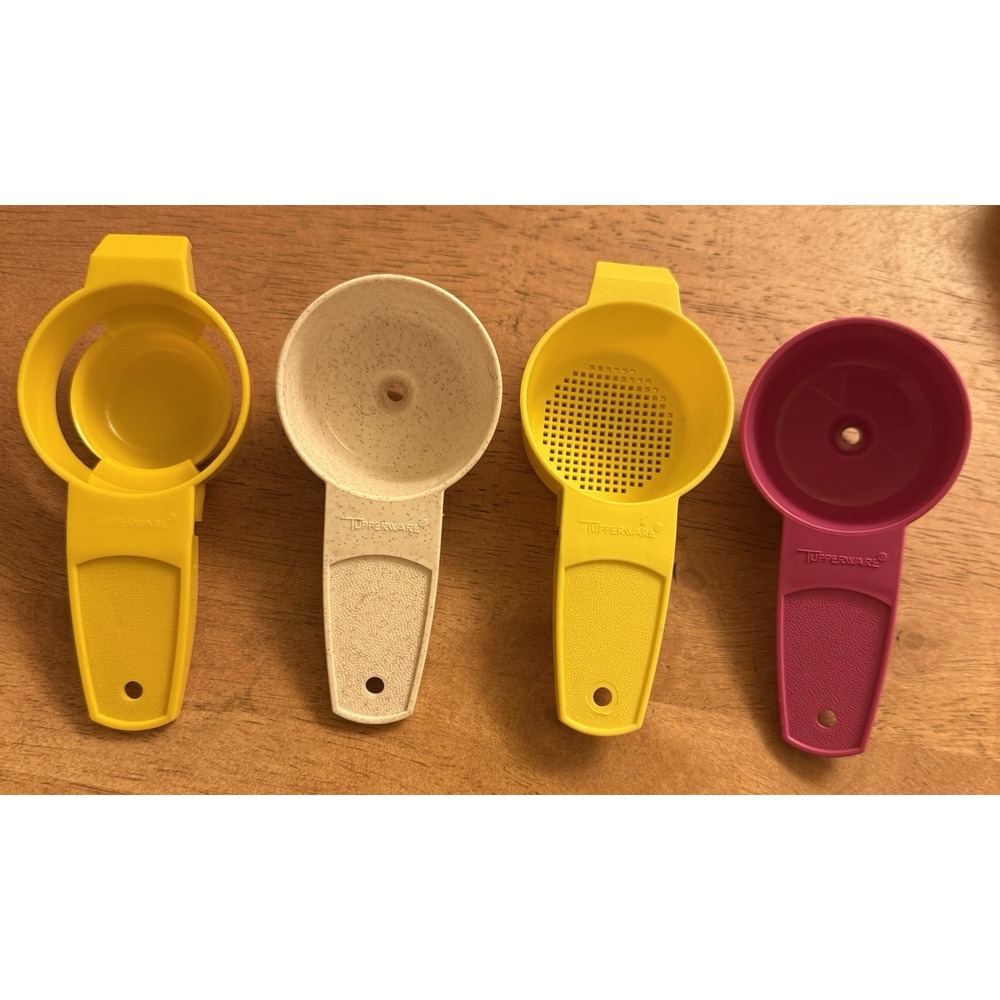 4 VTG TUPPERWARE Kitchen Gadgets, Yellow Egg Separator,Cup Strainer, Mini Funnel